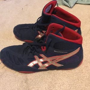 ASICS snap-down wrestling shoes